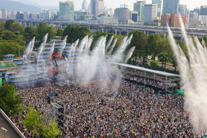 La Kpop Water Festival