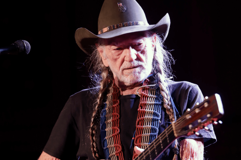 Willie Nelson Outlaw Festival Pnc Music Pavilion 22 Jun